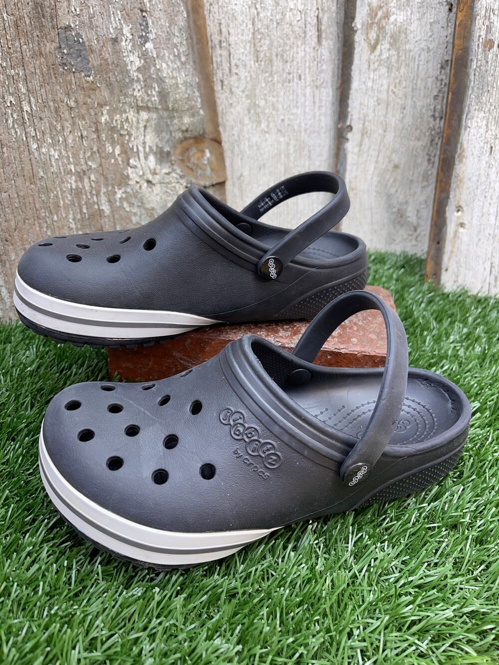 CROCS Jibbitz Black Clogs Women's 6